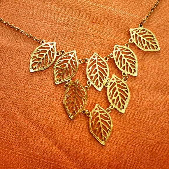 Necklace - Picture 2 of 2
